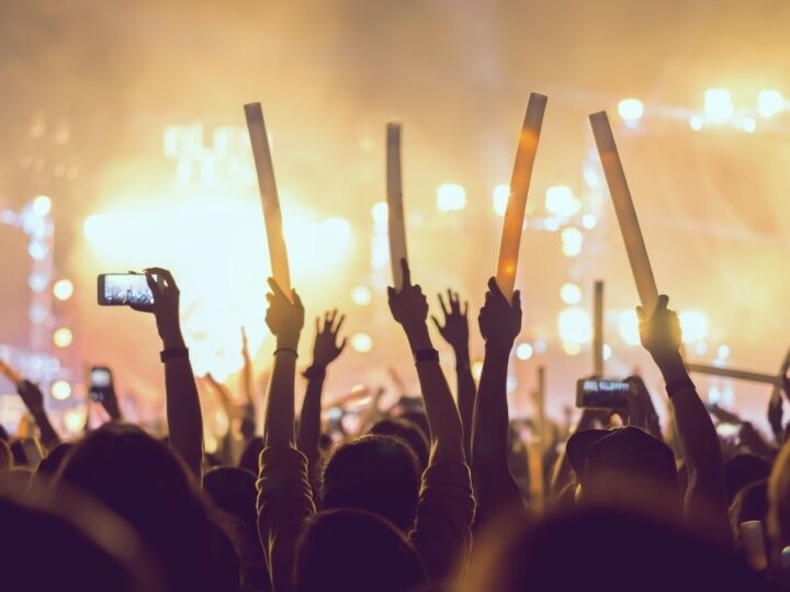 Do palco ao check-in: o impacto da tendência Gig Tripping na indústria hoteleira